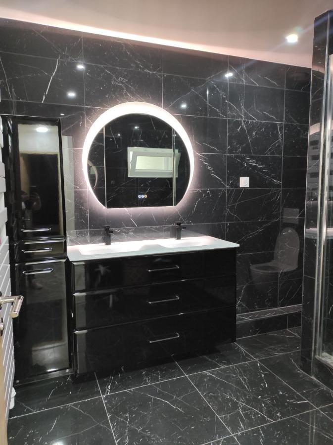 Maison Elegante Et Spacieuse Écouen Extérieur photo