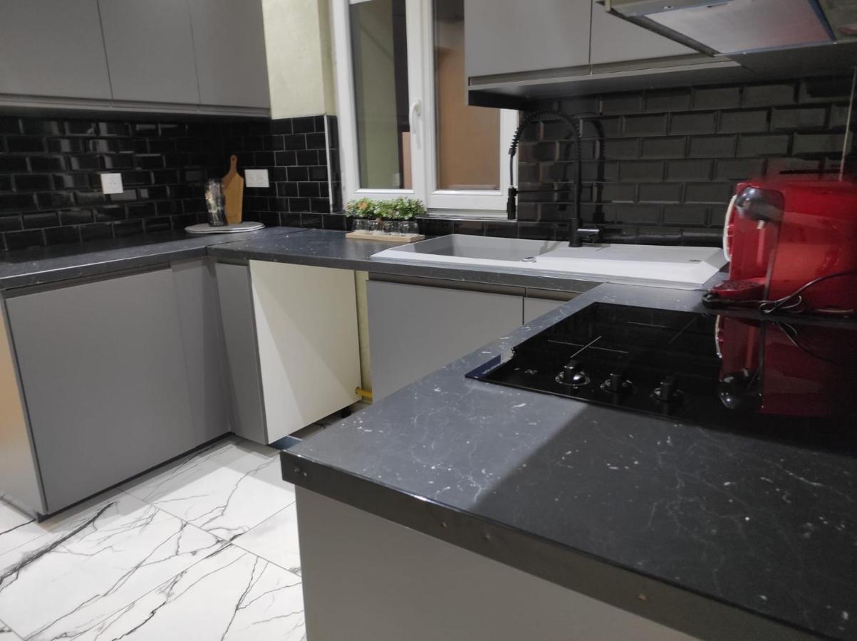 Maison Elegante Et Spacieuse Écouen Extérieur photo