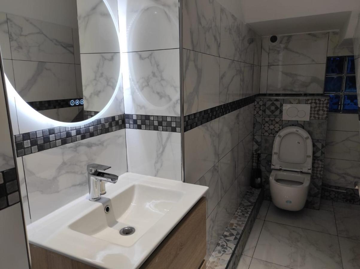 Maison Elegante Et Spacieuse Écouen Extérieur photo
